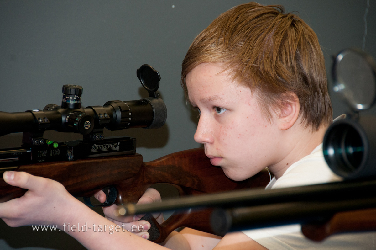 Karli närvid on pingul